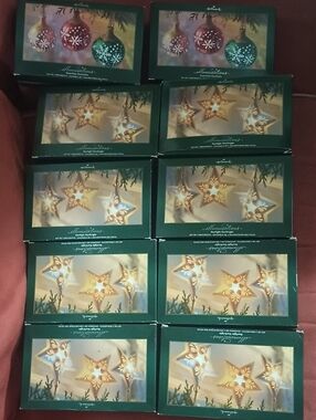 Hallmark Gold Star Ornaments in Green Boxes